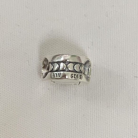 Pandora Egypt Exclusive Travel Heart Charm Pendant, S925 Silver Jewelry - Picture 3 of 4